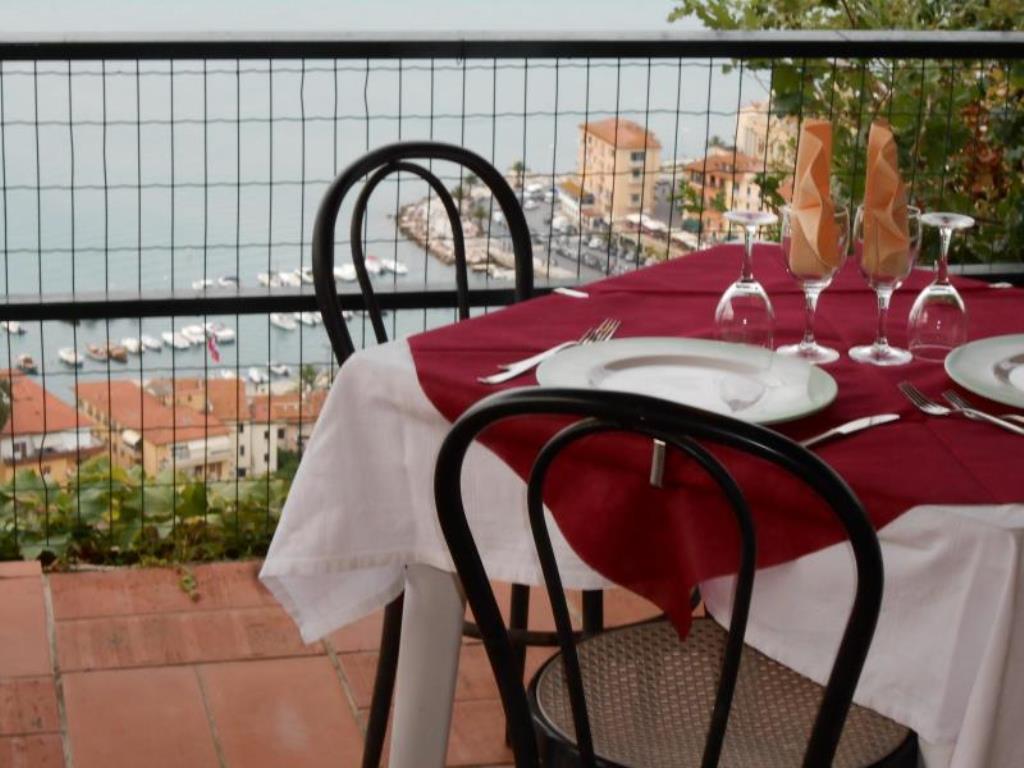 Hotel Vittoria Porto Santo Stefano  Ngoại thất bức ảnh
