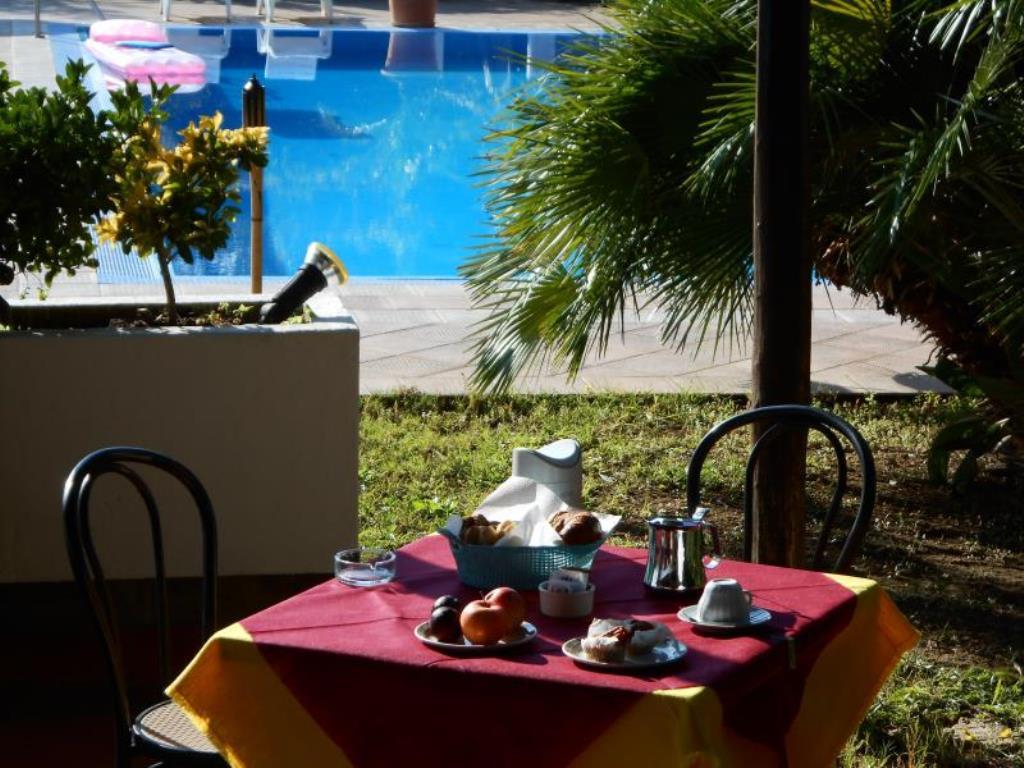 Hotel Vittoria Porto Santo Stefano  Ngoại thất bức ảnh